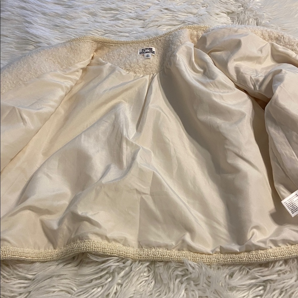 Future Collective Cozy Cream Jacket with Gold Buttons size 1X excellent cond - Picture 7 of 12